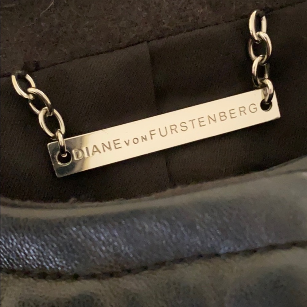Diane von Furstenberg black leather jacket Sz 6 - Picture 3 of 8